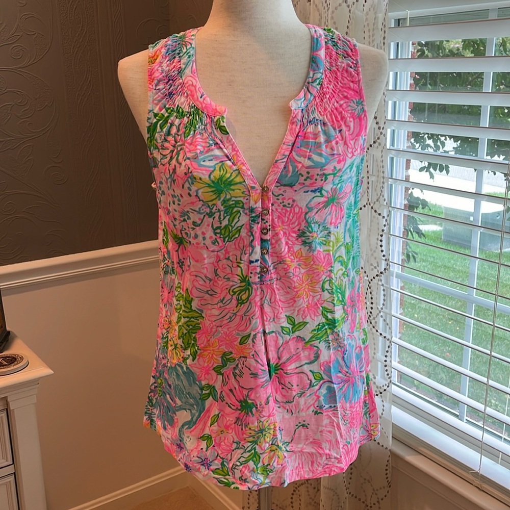 Lilly Pulitzer Sleeveless Top.